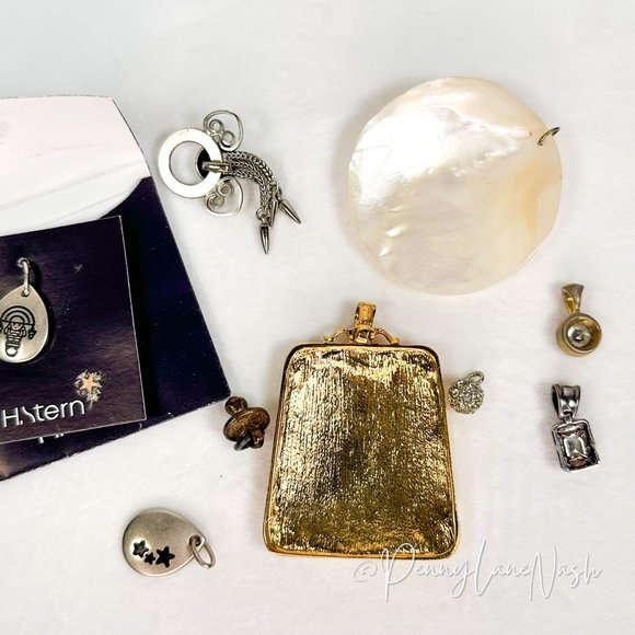 Vintage 9 Variety Charms w/ Rhinestones - Picture 6 of 6